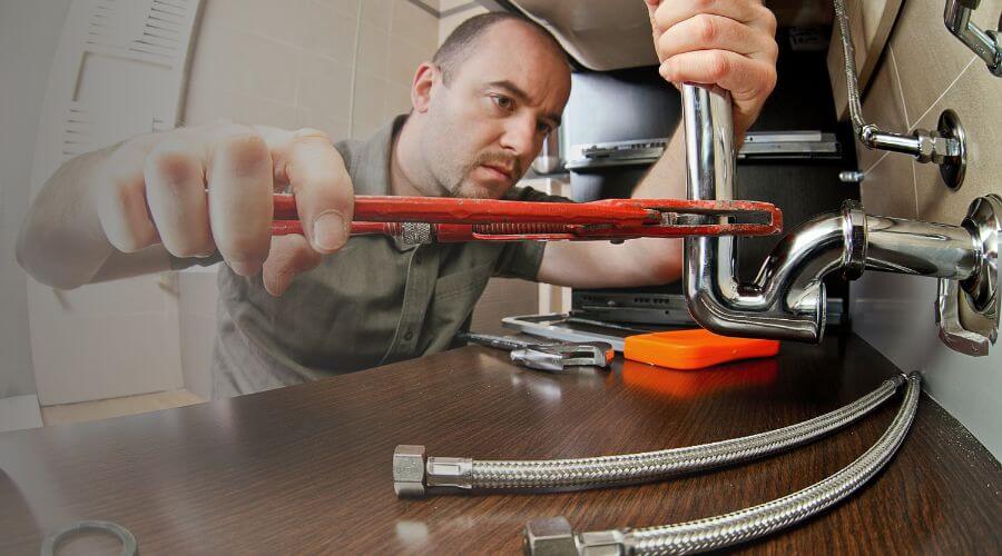 Professional sink repair in Farmington, IA